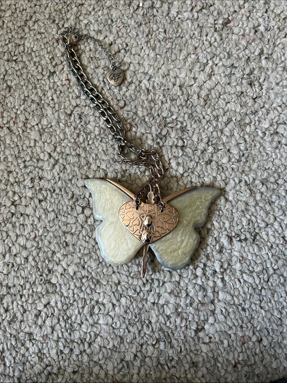 Betsey Johnson Iridescent Yellow Butterfly Pendant Necklace - Picture 2 of 4